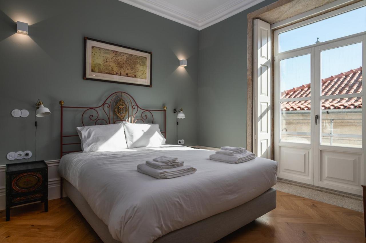 Victoria Luxury Apartment, Historic House Downtown Oporto